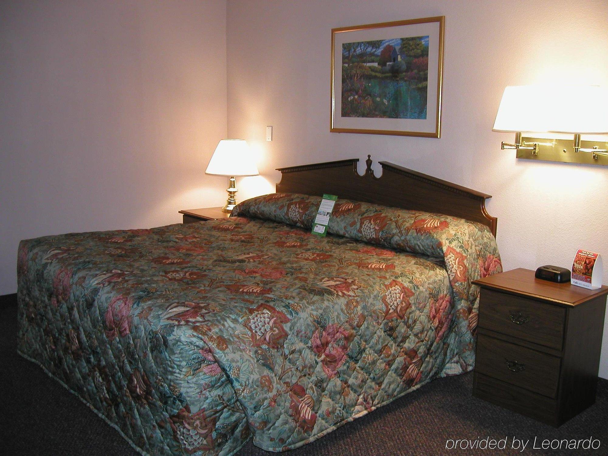 Intown Suites Extended Stay Greensboro Nc - Lanada Pokój zdjęcie