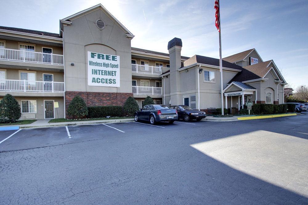 Intown Suites Extended Stay Greensboro Nc - Lanada Zewnętrze zdjęcie