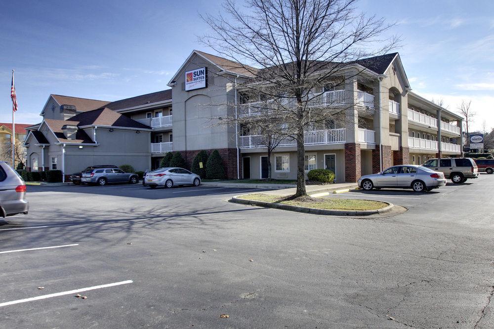 Intown Suites Extended Stay Greensboro Nc - Lanada Zewnętrze zdjęcie