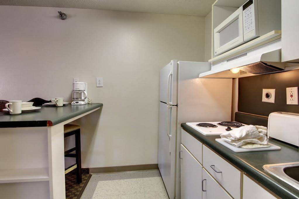 Intown Suites Extended Stay Greensboro Nc - Lanada Zewnętrze zdjęcie